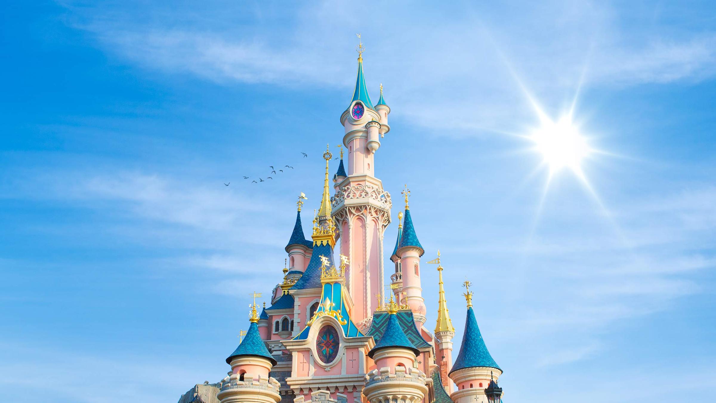 PARIS À DISNEYLAND PARIS